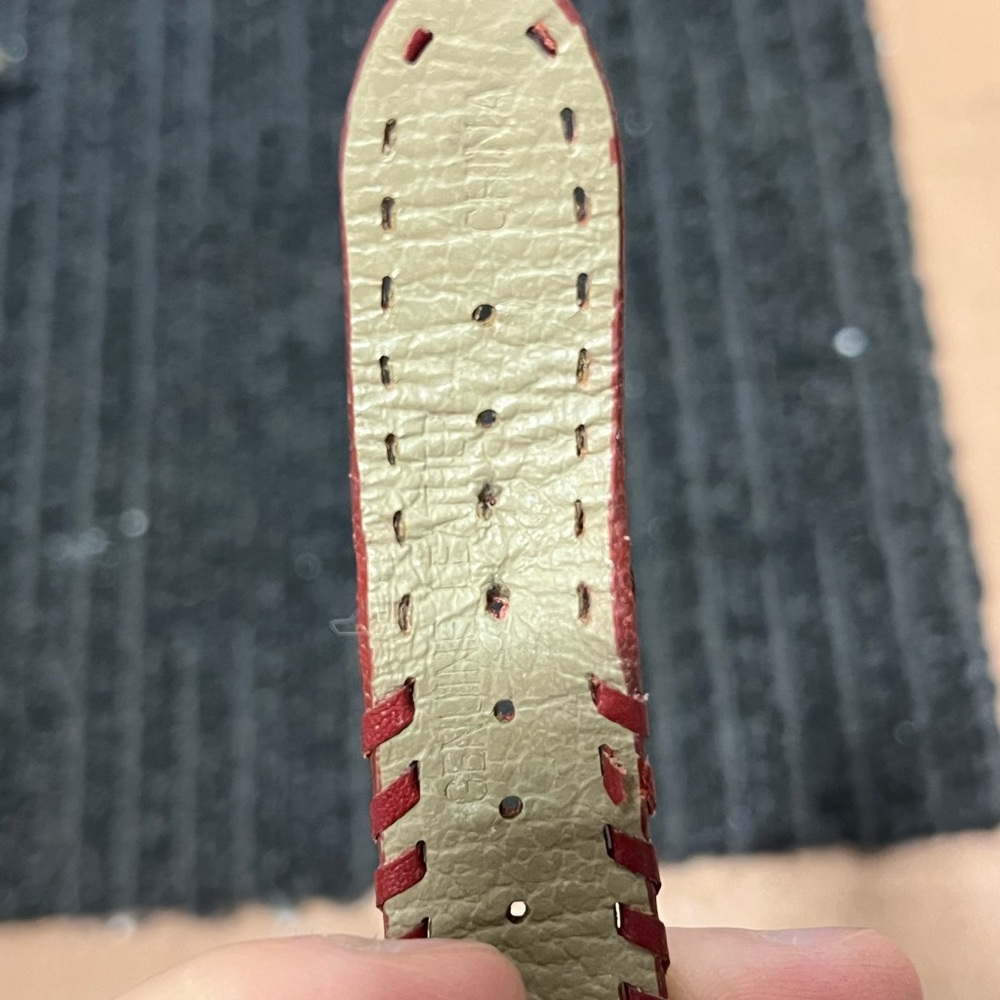 Watch - Picture 5 of 5